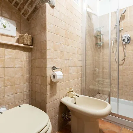De'gombruti, By Short Holidays Apartment *