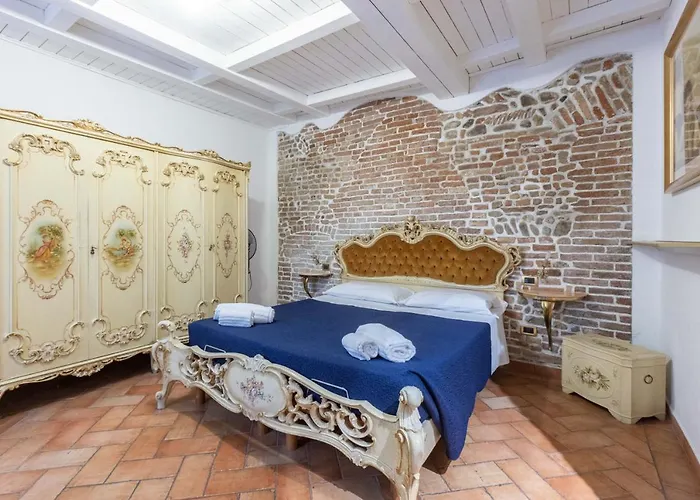 De'gombruti, By Short Holidays Apartamento *